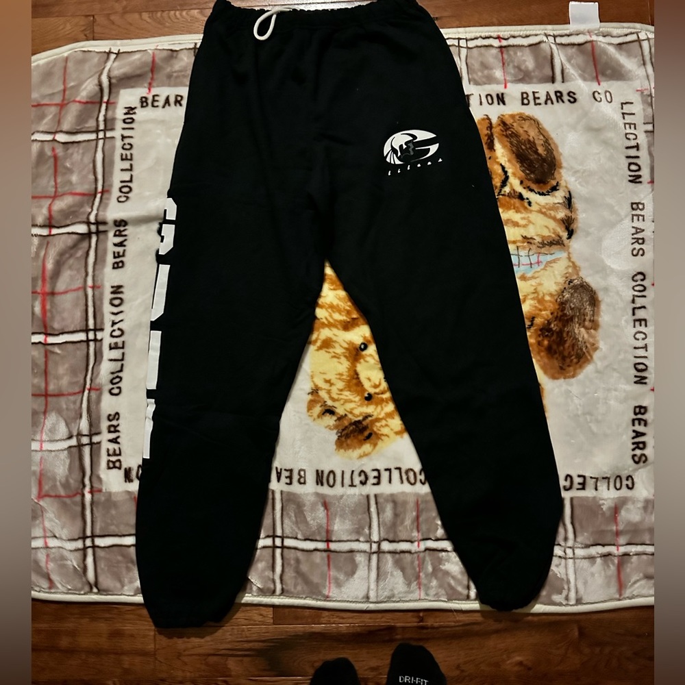 Men’s comfy titan sweats, medium, black, 50/50 cotton & polyester